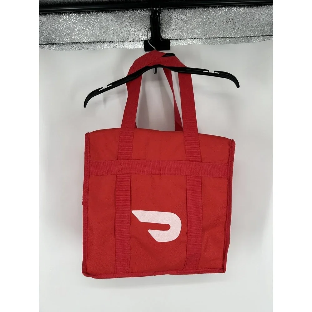 Doordash Insulated Food Delivery Bag Red Spellout Logo Thermal Lined Tote Zipper